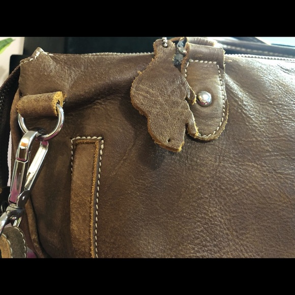 ROOTS grace large Africa tribe crossbody bag - Picture 3 of 12